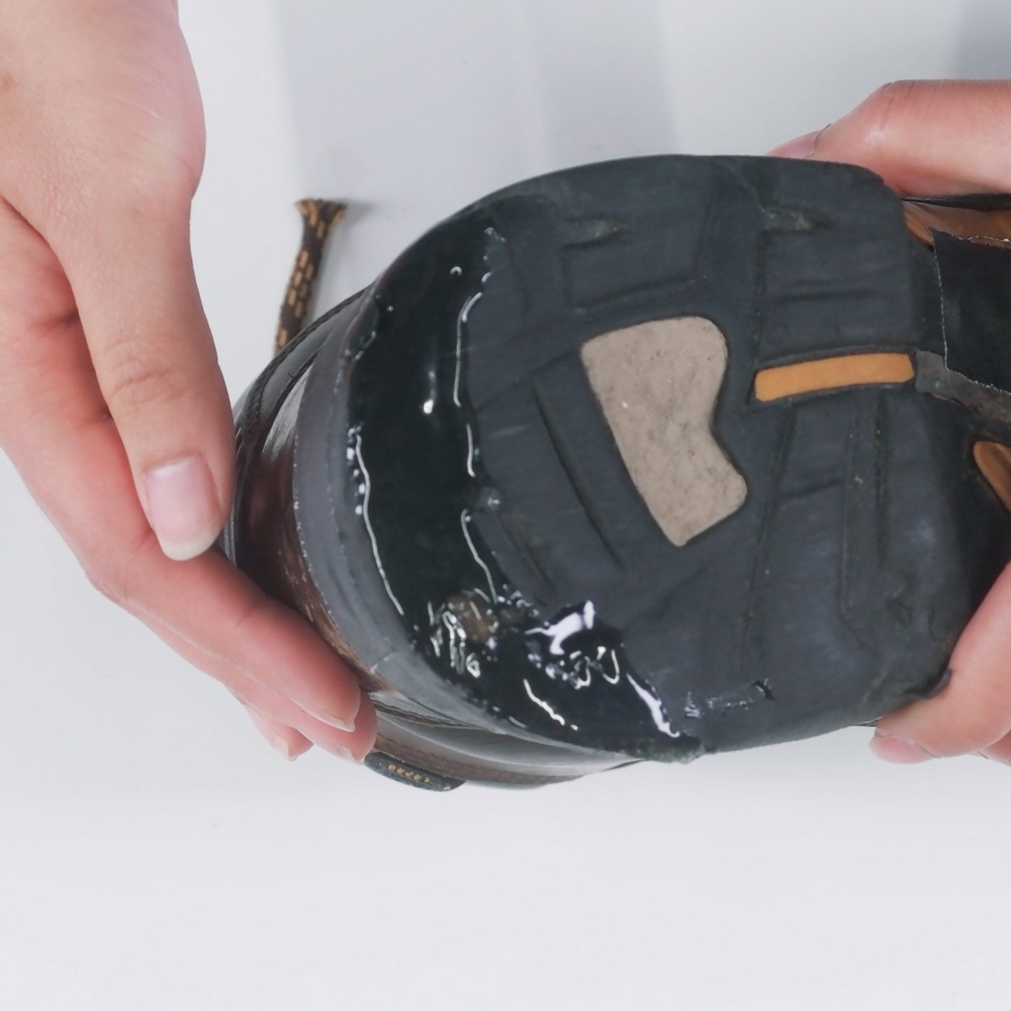 Aquasure SR Shoe Repair Adhesive